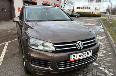 Внедорожник / Кроссовер Volkswagen Touareg 2012 в Киеве