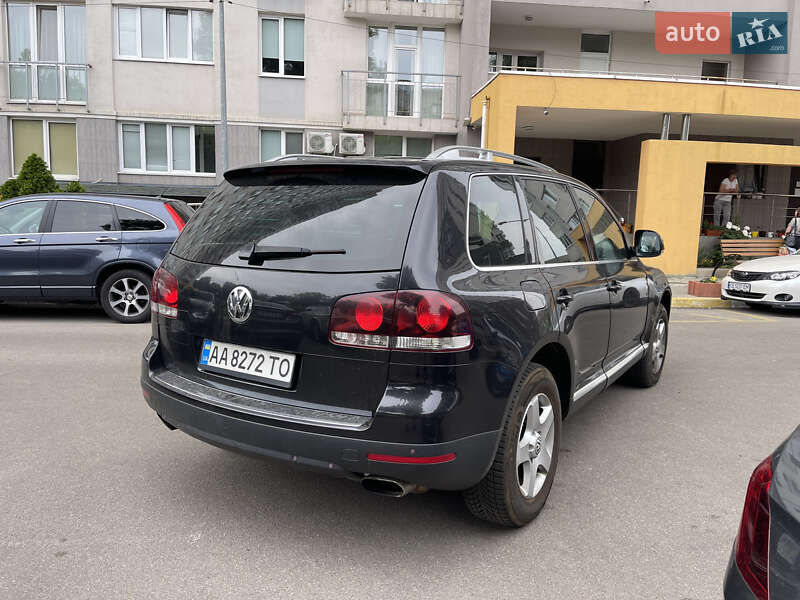 Внедорожник / Кроссовер Volkswagen Touareg 2007 в Киеве