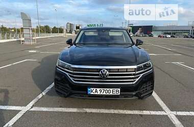 Внедорожник / Кроссовер Volkswagen Touareg 2021 в Киеве