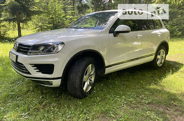 Внедорожник / Кроссовер Volkswagen Touareg 2015 в Ивано-Франковске