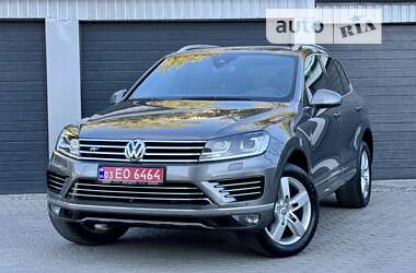 Позашляховик / Кросовер Volkswagen Touareg 2016 в Тернополі