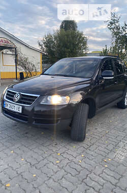 Позашляховик / Кросовер Volkswagen Touareg 2006 в Вараші