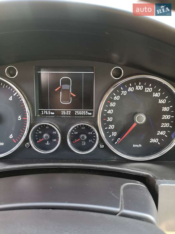 Внедорожник / Кроссовер Volkswagen Touareg 2005 в Луцке фото 25 Внедорожник / Кроссовер Volkswagen Touareg 2005 в Луцке