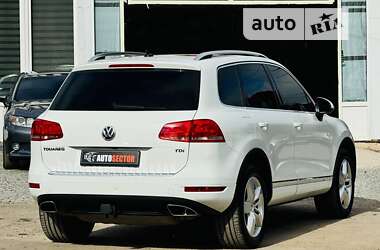 Внедорожник / Кроссовер Volkswagen Touareg 2013 в Харькове