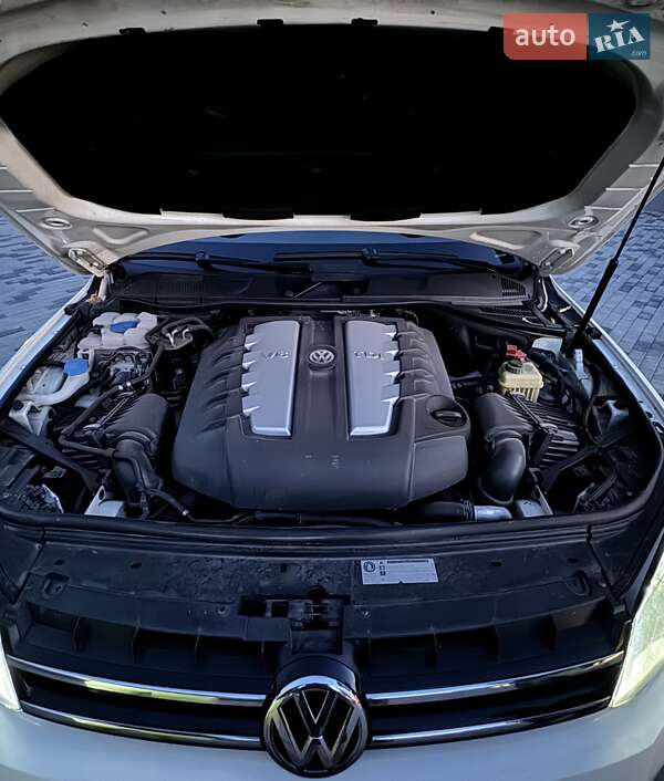 Внедорожник / Кроссовер Volkswagen Touareg 2011 в Киеве фото 31 Внедорожник / Кроссовер Volkswagen Touareg 2011 в Киеве