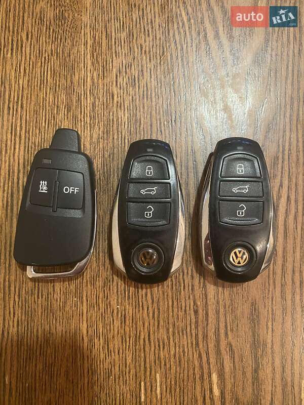 Внедорожник / Кроссовер Volkswagen Touareg 2011 в Киеве фото 30 Внедорожник / Кроссовер Volkswagen Touareg 2011 в Киеве