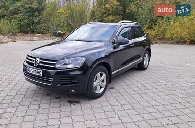 Внедорожник / Кроссовер Volkswagen Touareg 2012 в 