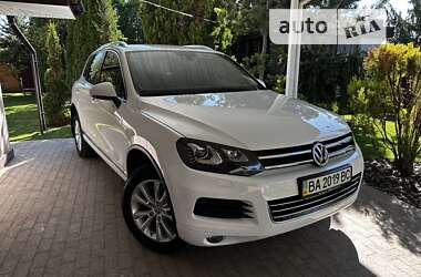 Позашляховик / Кросовер Volkswagen Touareg 2014 в Кропивницькому