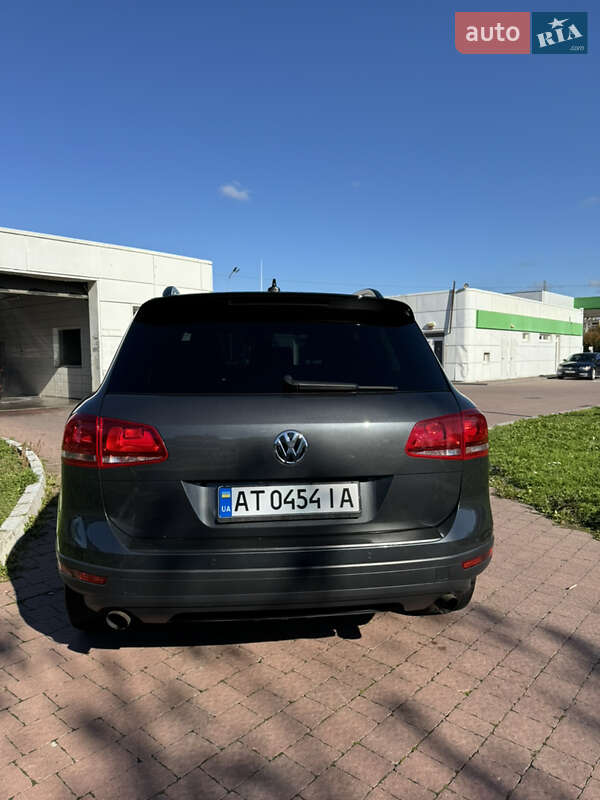 Позашляховик / Кросовер Volkswagen Touareg 2015 в Калуші фото 5 Позашляховик / Кросовер Volkswagen Touareg 2015 в Калуші