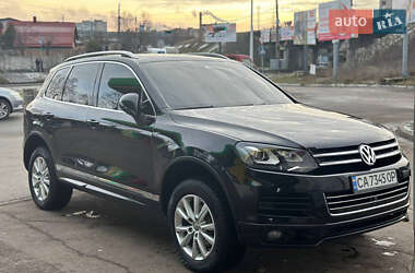 Позашляховик / Кросовер Volkswagen Touareg 2011 в Черкасах