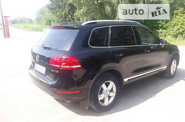 Внедорожник / Кроссовер Volkswagen Touareg 2013 в Тернополе