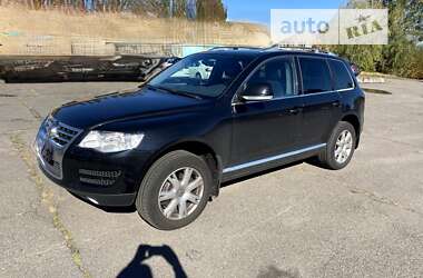 Позашляховик / Кросовер Volkswagen Touareg 2008 в Києві