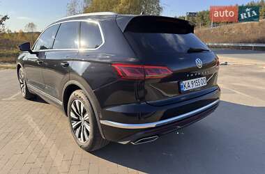 Позашляховик / Кросовер Volkswagen Touareg 2018 в Броварах