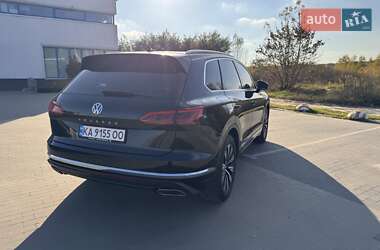 Позашляховик / Кросовер Volkswagen Touareg 2018 в Броварах