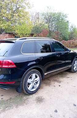 Внедорожник / Кроссовер Volkswagen Touareg 2010 в Еланце