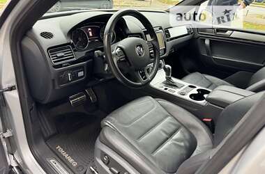 Позашляховик / Кросовер Volkswagen Touareg 2013 в Києві