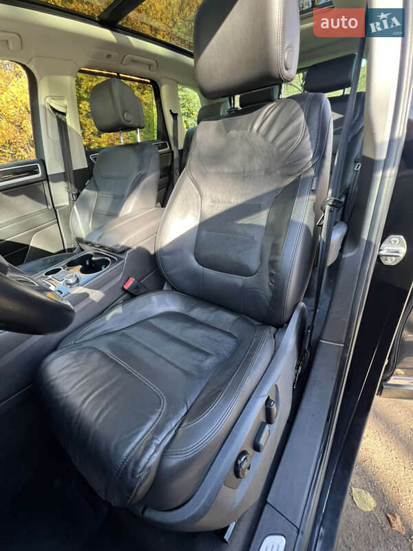 Внедорожник / Кроссовер Volkswagen Touareg 2015 в Хмельницком фото 46 Внедорожник / Кроссовер Volkswagen Touareg 2015 в Хмельницком