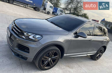 Позашляховик / Кросовер Volkswagen Touareg 2012 в Білгороді-Дністровському