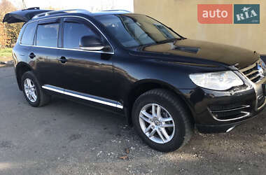 Позашляховик / Кросовер Volkswagen Touareg 2010 в Теофіполі