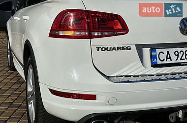 Внедорожник / Кроссовер Volkswagen Touareg 2014 в Умани