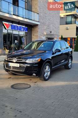 Позашляховик / Кросовер Volkswagen Touareg 2010 в Ужгороді