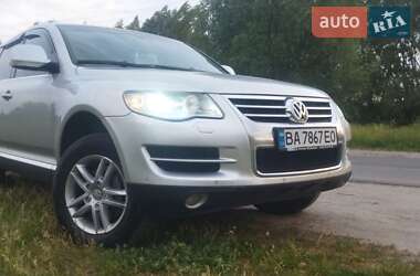 Позашляховик / Кросовер Volkswagen Touareg 2008 в Хмельницькому