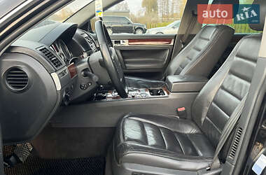 Внедорожник / Кроссовер Volkswagen Touareg 2003 в Тернополе