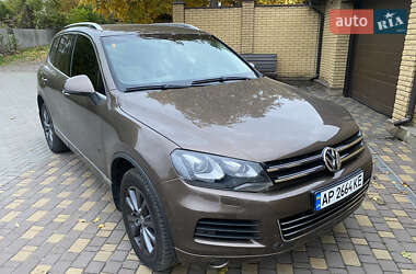 Позашляховик / Кросовер Volkswagen Touareg 2013 в Запоріжжі