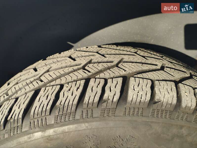 Внедорожник / Кроссовер Volkswagen Touareg 2005 в Киеве
