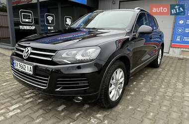 Позашляховик / Кросовер Volkswagen Touareg 2014 в Славуті