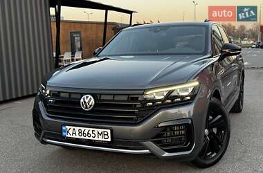 Внедорожник / Кроссовер Volkswagen Touareg 2020 в Киеве