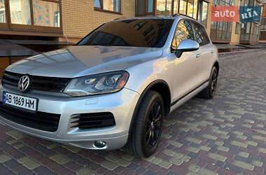 Позашляховик / Кросовер Volkswagen Touareg 2011 в Вінниці