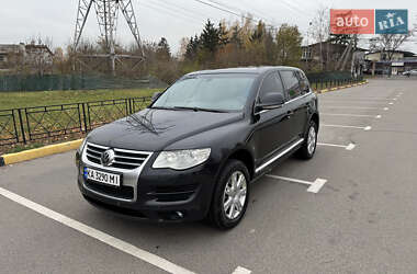 Позашляховик / Кросовер Volkswagen Touareg 2008 в Києві