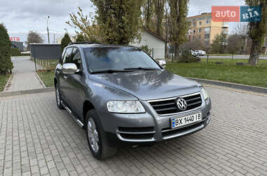 Внедорожник / Кроссовер Volkswagen Touareg 2003 в Каменец-Подольском