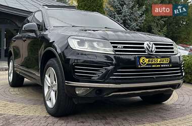 Позашляховик / Кросовер Volkswagen Touareg 2015 в Львові