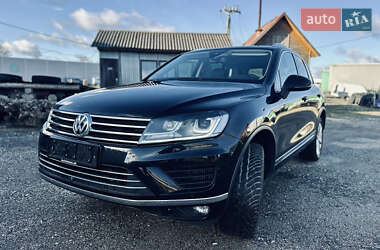 Позашляховик / Кросовер Volkswagen Touareg 2014 в Івано-Франківську