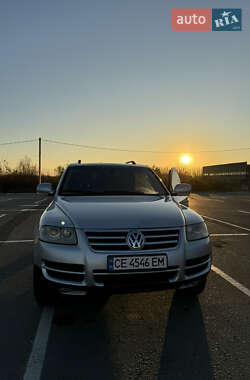 Внедорожник / Кроссовер Volkswagen Touareg 2006 в Черновцах