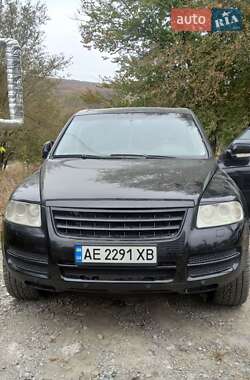 Позашляховик / Кросовер Volkswagen Touareg 2005 в Дніпрі