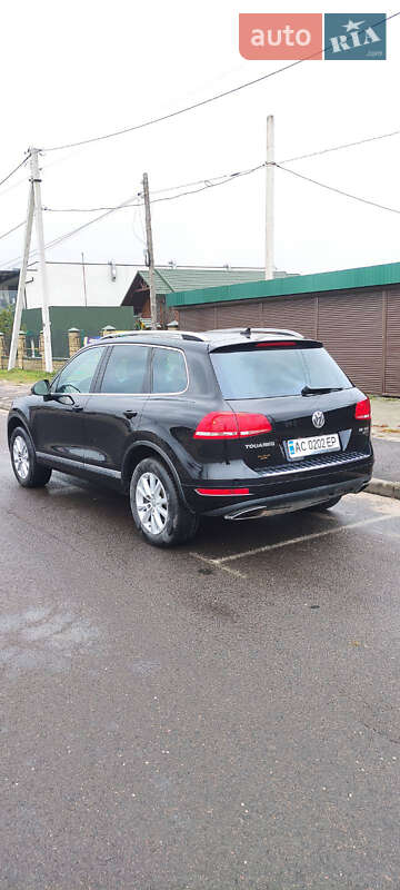Внедорожник / Кроссовер Volkswagen Touareg 2010 в Луцке