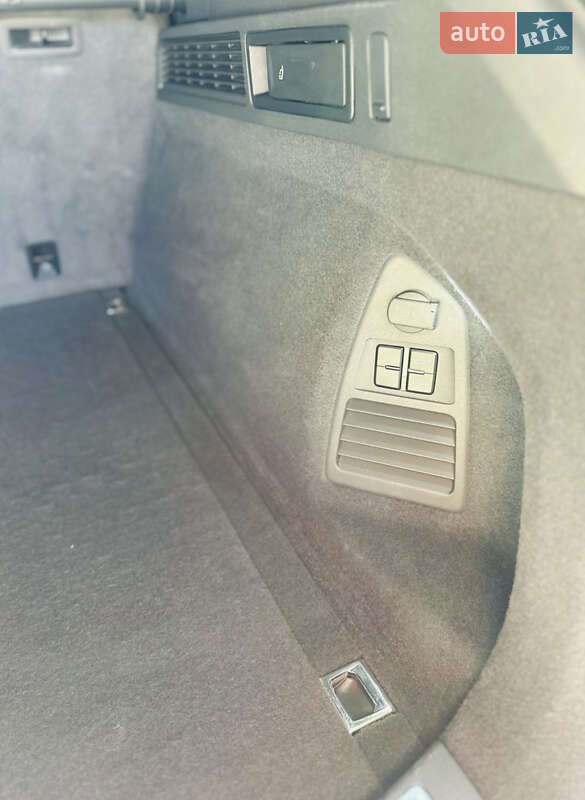 Внедорожник / Кроссовер Volkswagen Touareg 2019 в Киеве