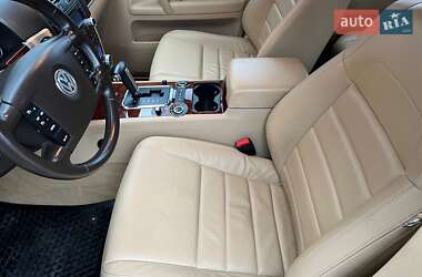 Позашляховик / Кросовер Volkswagen Touareg 2008 в 