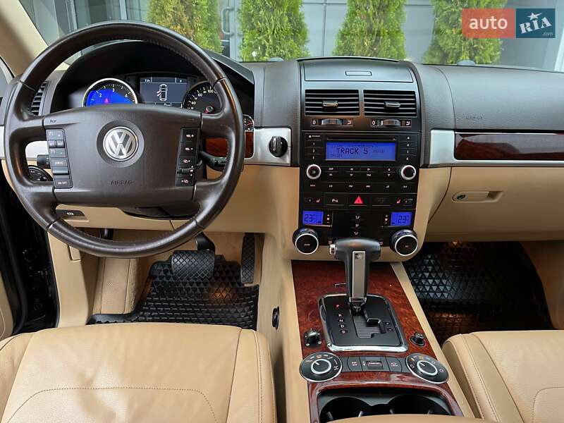 Внедорожник / Кроссовер Volkswagen Touareg 2008 в Киеве фото 9 Внедорожник / Кроссовер Volkswagen Touareg 2008 в Киеве