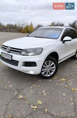 Внедорожник / Кроссовер Volkswagen Touareg 2012 в Павлограде