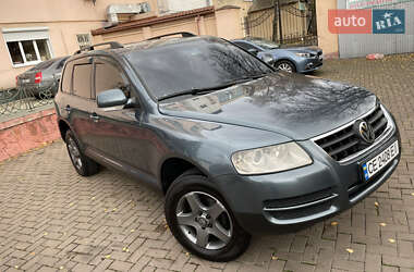 Внедорожник / Кроссовер Volkswagen Touareg 2004 в Черновцах