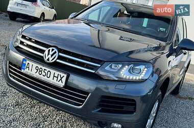 Внедорожник / Кроссовер Volkswagen Touareg 2014 в Борисполе