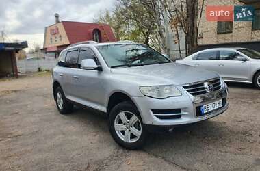 Внедорожник / Кроссовер Volkswagen Touareg 2008 в Николаеве