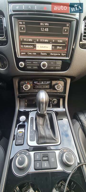 Позашляховик / Кросовер Volkswagen Touareg 2014 в Ужгороді фото 5 Позашляховик / Кросовер Volkswagen Touareg 2014 в Ужгороді