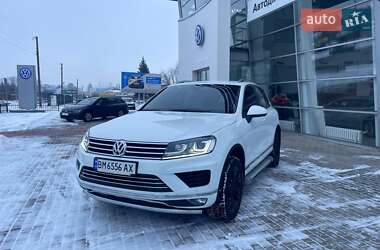 Внедорожник / Кроссовер Volkswagen Touareg 2017 в Полтаве