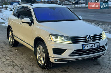 Внедорожник / Кроссовер Volkswagen Touareg 2016 в Хмельницком