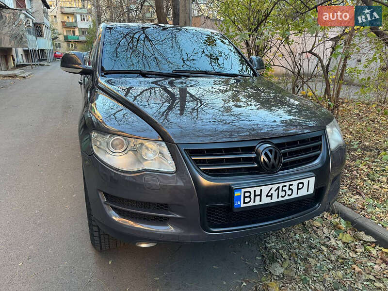 Позашляховик / Кросовер Volkswagen Touareg 2007 в Одесі